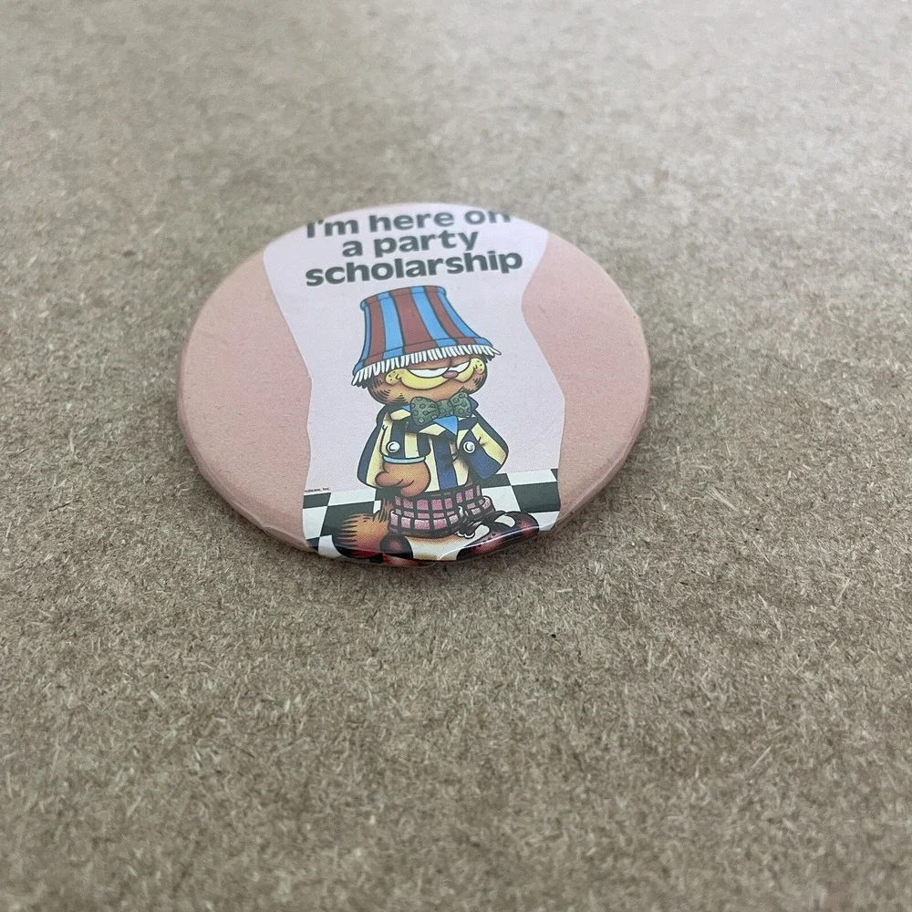 Garfield Button Vintage 